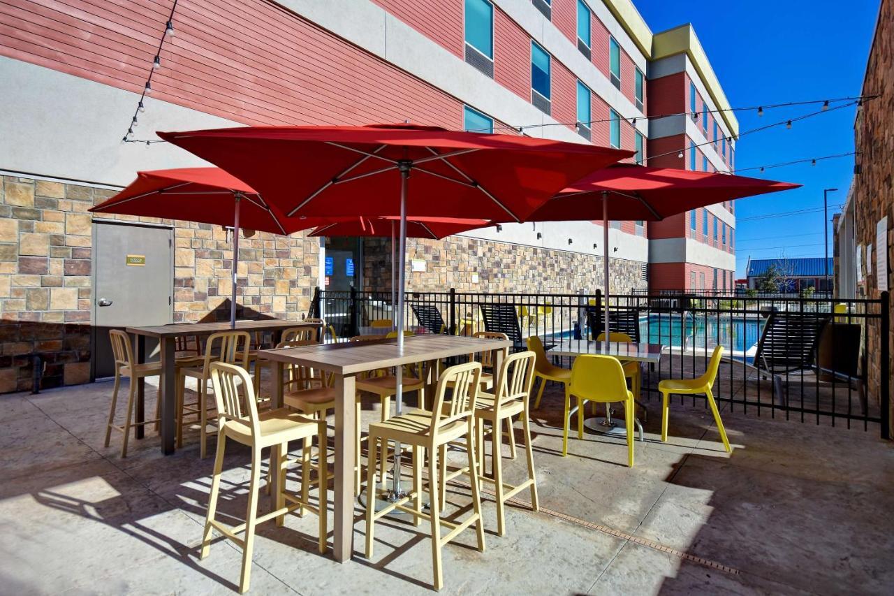 Home2 Suites By Hilton Odessa Bagian luar foto
