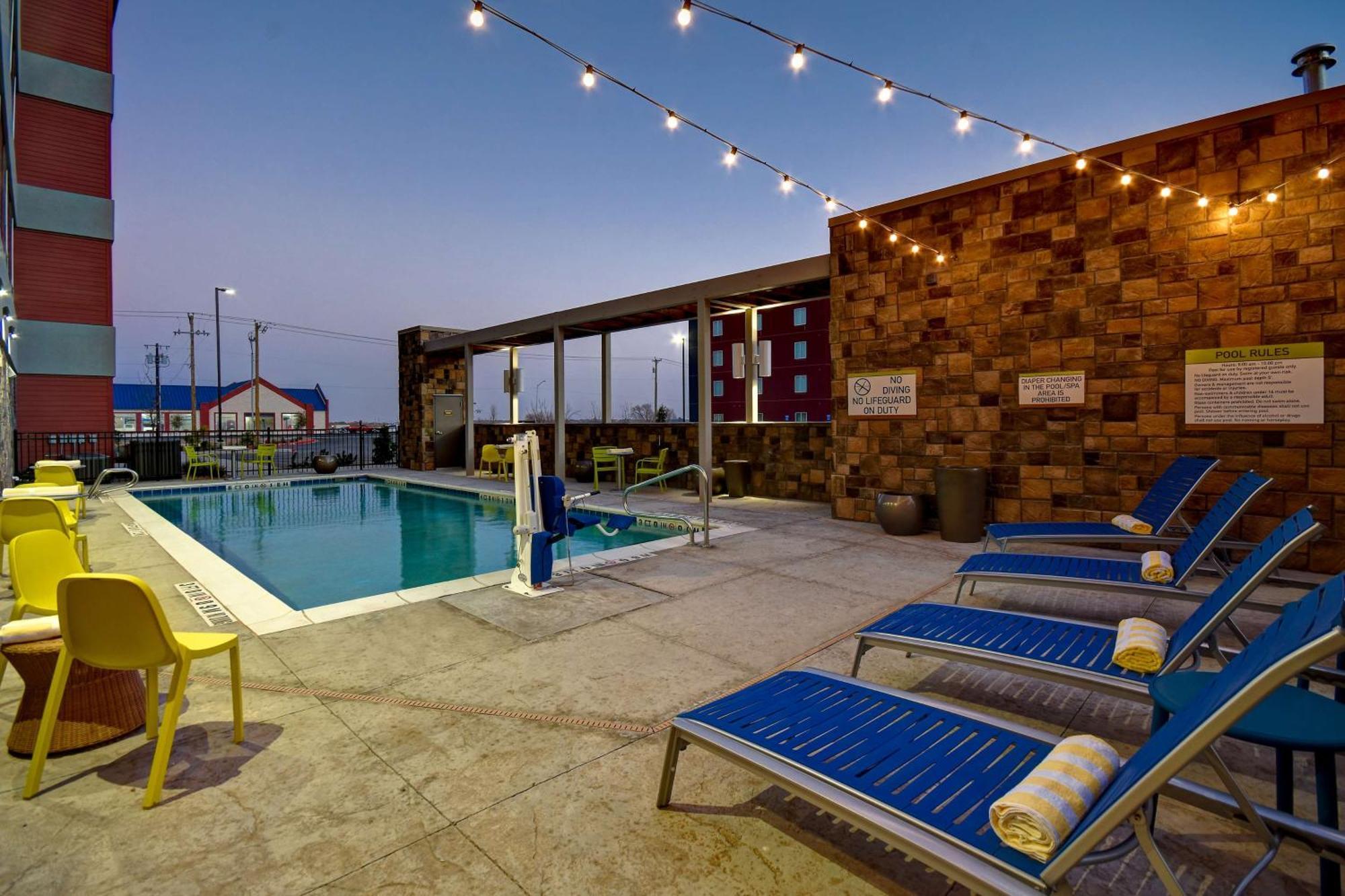Home2 Suites By Hilton Odessa Bagian luar foto